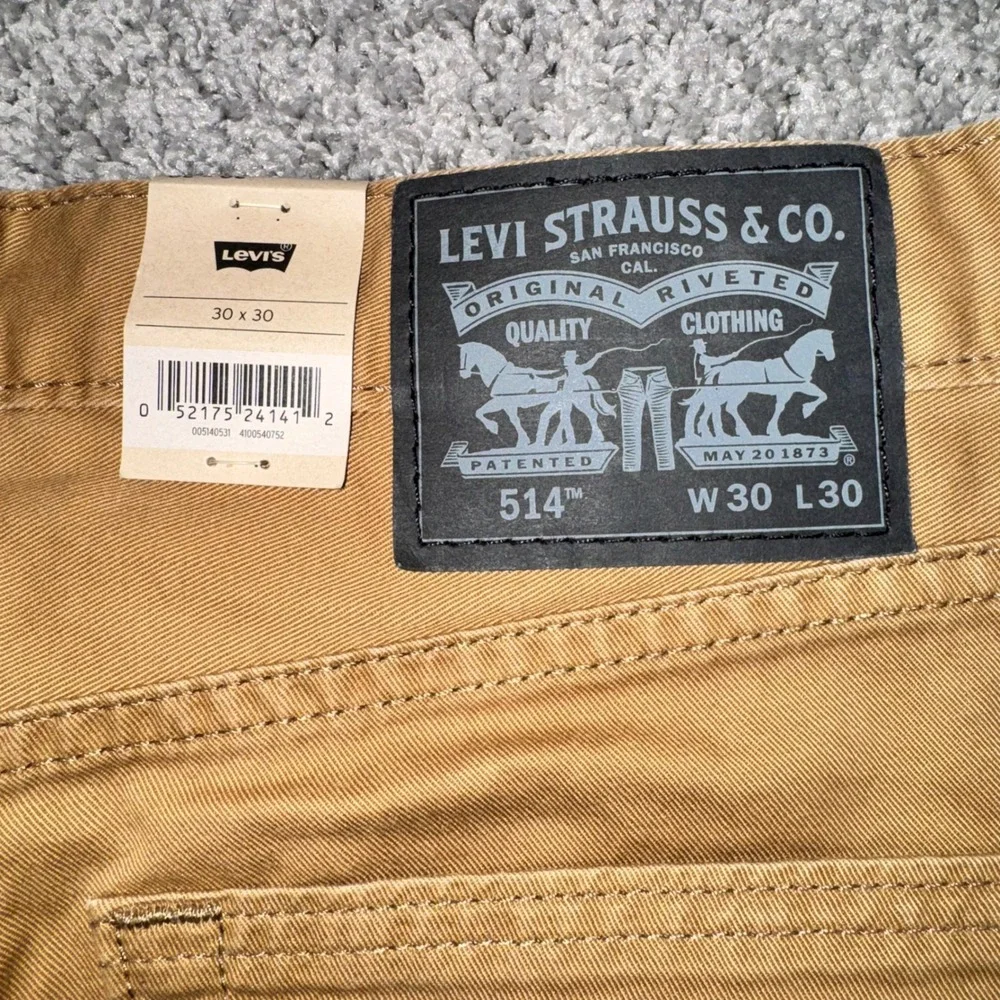 Levi's 514 Straight Pants Mens Khaki Tan 30x30 NEW